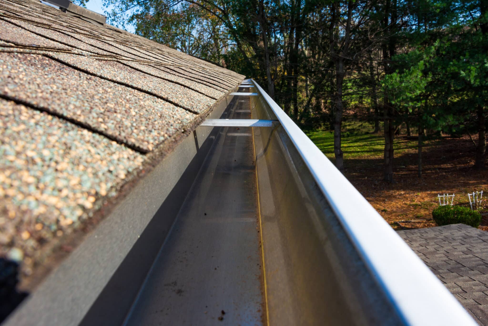 Port St. Lucie gutter cleaning near me